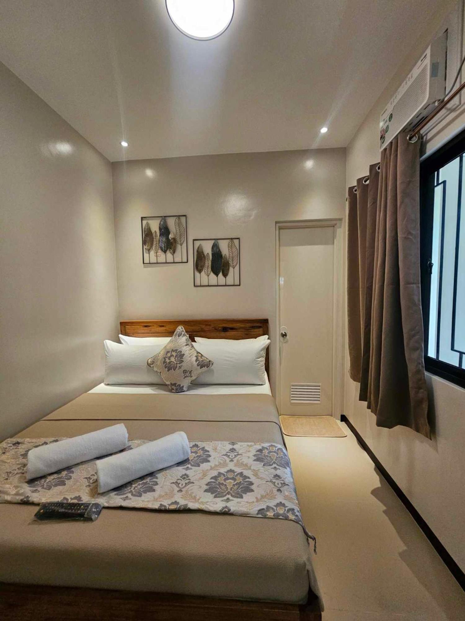 קורון Jaijai'S Backpackers Inn מראה חיצוני תמונה