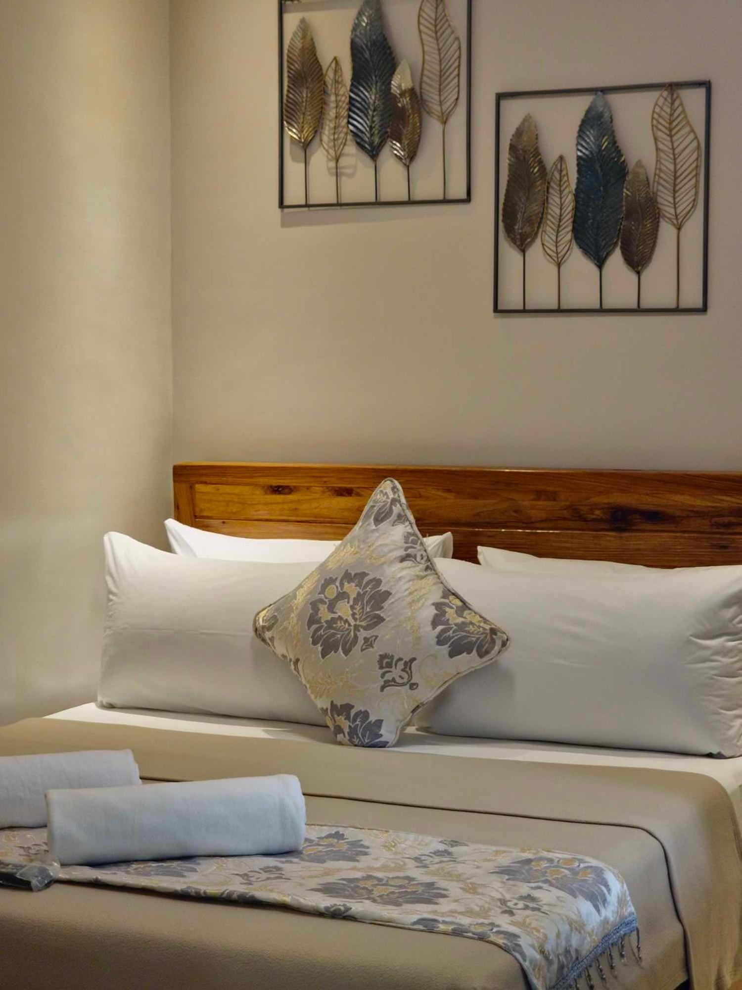 קורון Jaijai'S Backpackers Inn מראה חיצוני תמונה